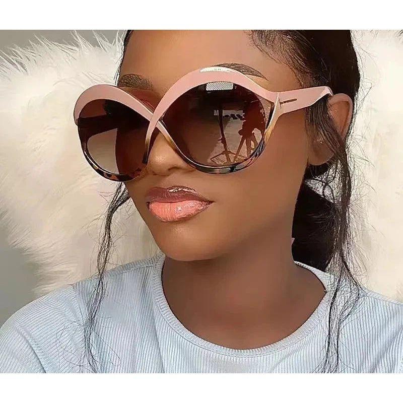 Trendy Oversized Round Sunglasses - Fashion-Forward Eyewear with UV400 Protection - Lucid Fantasy 