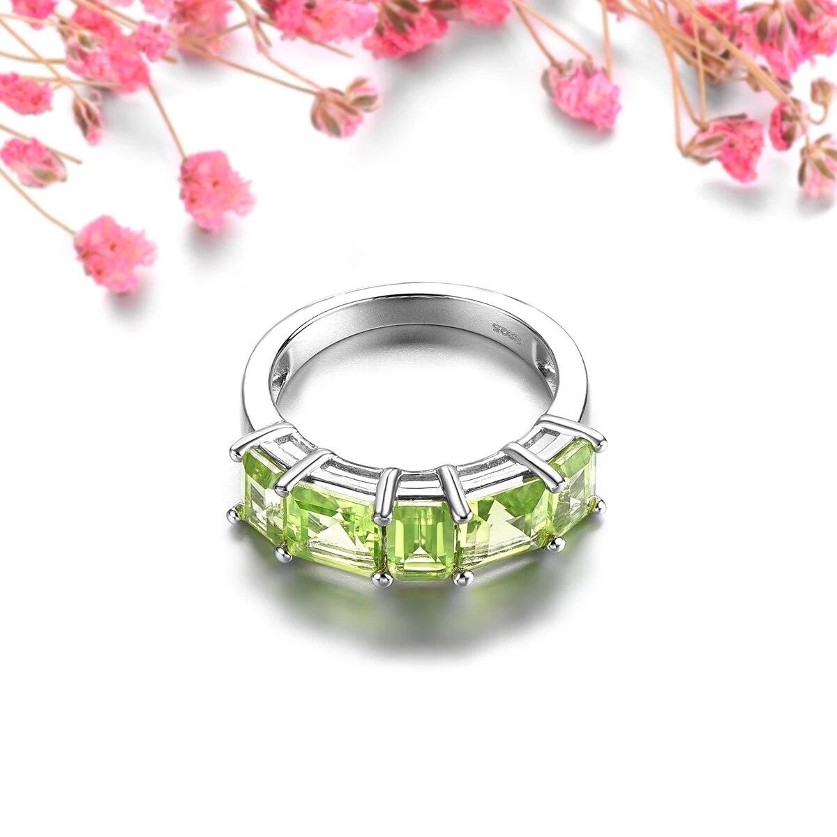 Vintage-Inspired 4.3 Carat Natural Peridot Sterling Silver Ring - Timeless Classic S925 Fine Jewelry - Lucid Fantasy 