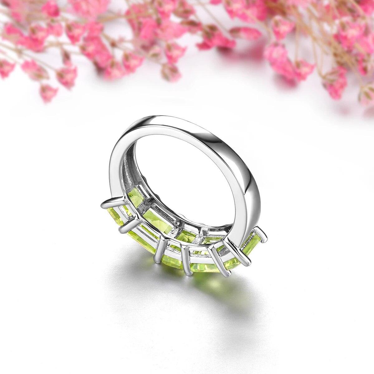 Vintage-Inspired 4.3 Carat Natural Peridot Sterling Silver Ring - Timeless Classic S925 Fine Jewelry - Lucid Fantasy 