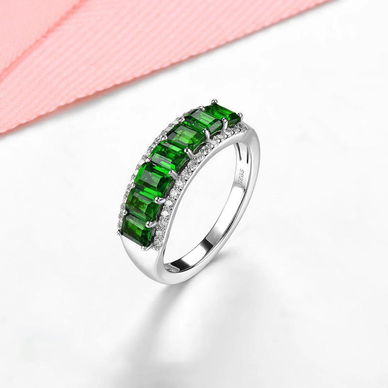 Vintage-Inspired Natural Chrome Diopside Silver Ring with 1.6 Carats of Vivid Green Elegance - Lucid Fantasy 