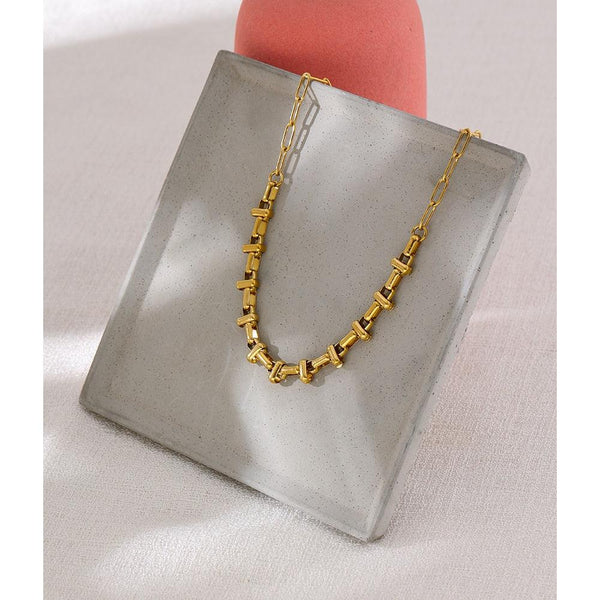 Luxury Golden Metallic Collar Chain Necklace