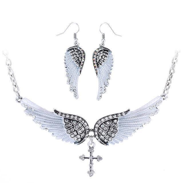 Elegant 2PCS Crystal Inlay Angel Wing Jewelry Set with Necklace and Earrings - Lucid Fantasy 