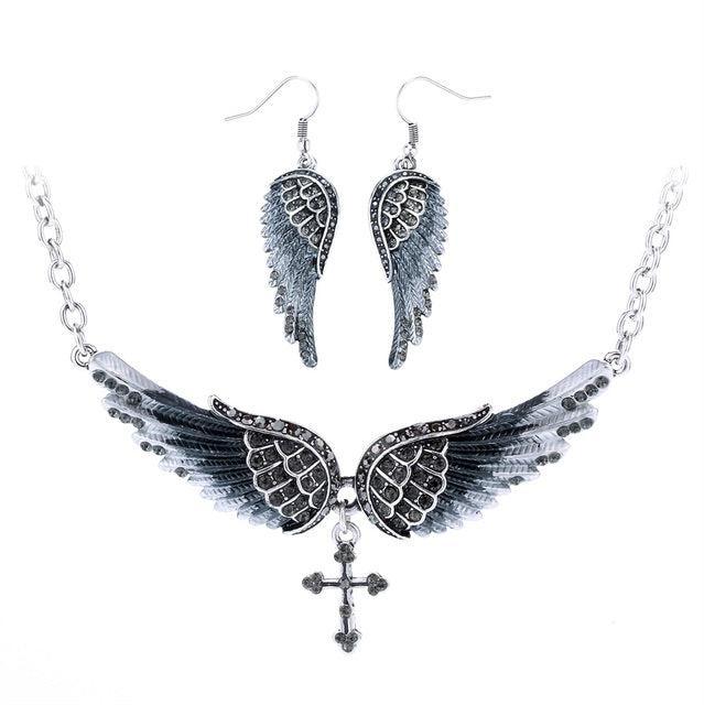 Elegant 2PCS Crystal Inlay Angel Wing Jewelry Set with Necklace and Earrings - Lucid Fantasy 