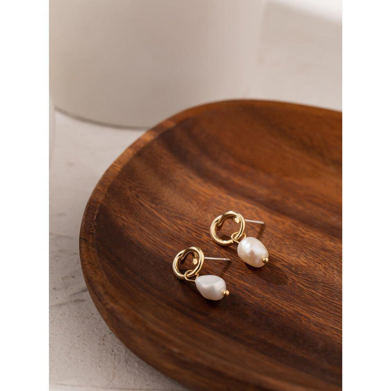 Elegant Twist Pearl Drop Earrings in Gold Metal - Lucid Fantasy 