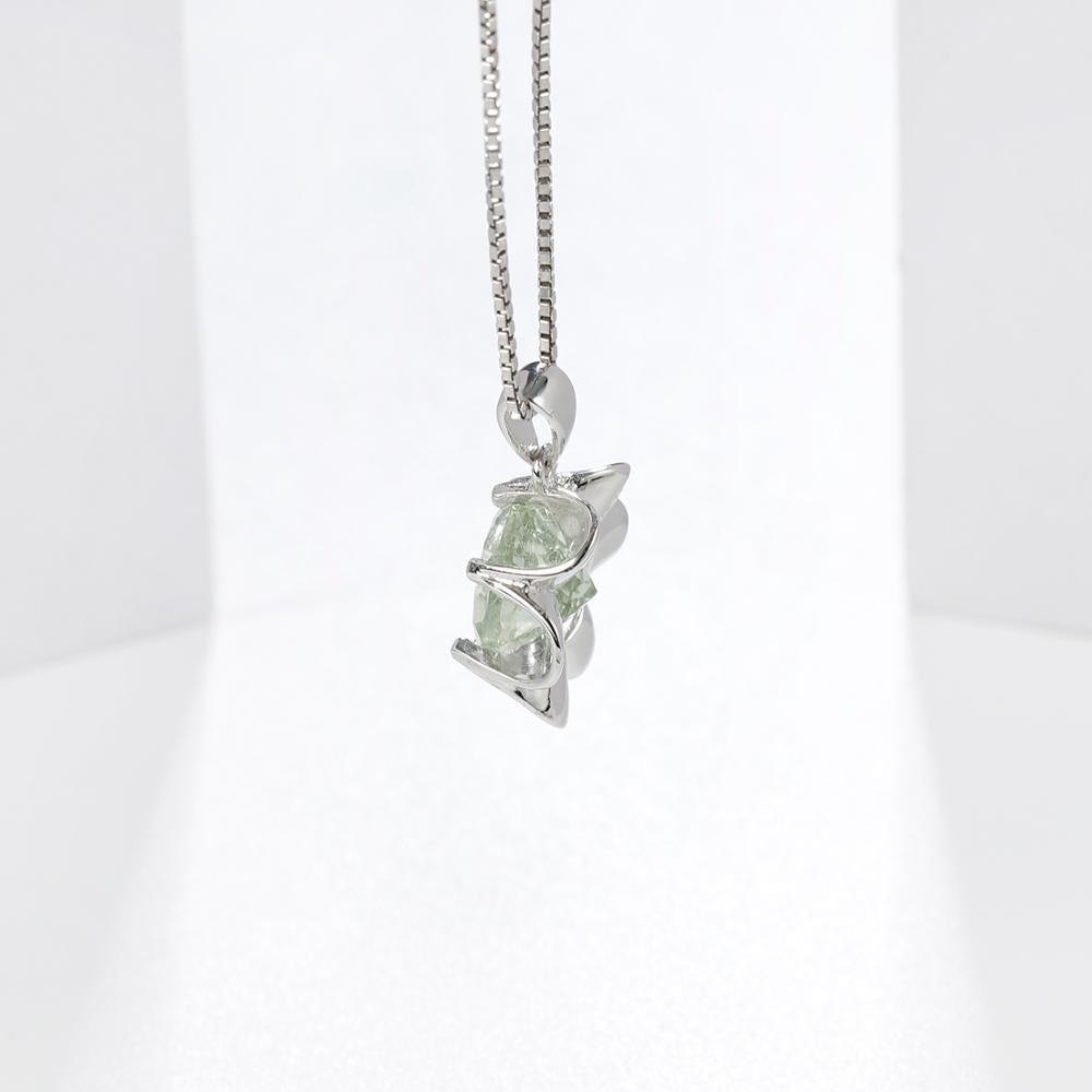 Floral-Inspired Sterling Silver Green Amethyst Gemstone Necklace - Lucid Fantasy 