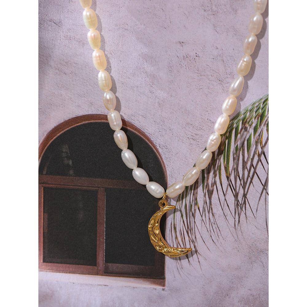 Luxurious Gold Crescent Moon Choker Necklace with Freshwater Pearls - Lucid Fantasy 