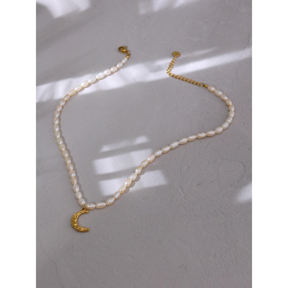 Luxurious Gold Crescent Moon Choker Necklace with Freshwater Pearls - Lucid Fantasy 