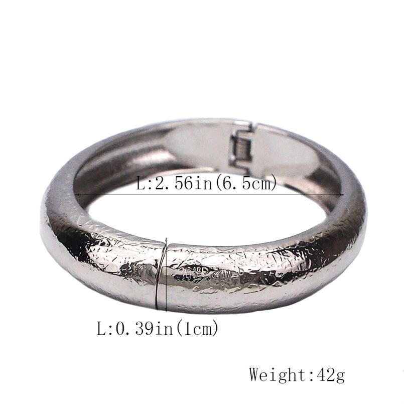 Luxurious Textured Metal Bangle Bracelet - Stylish Zinc Alloy Accessory - 6.5*1.0cm - Lucid Fantasy 