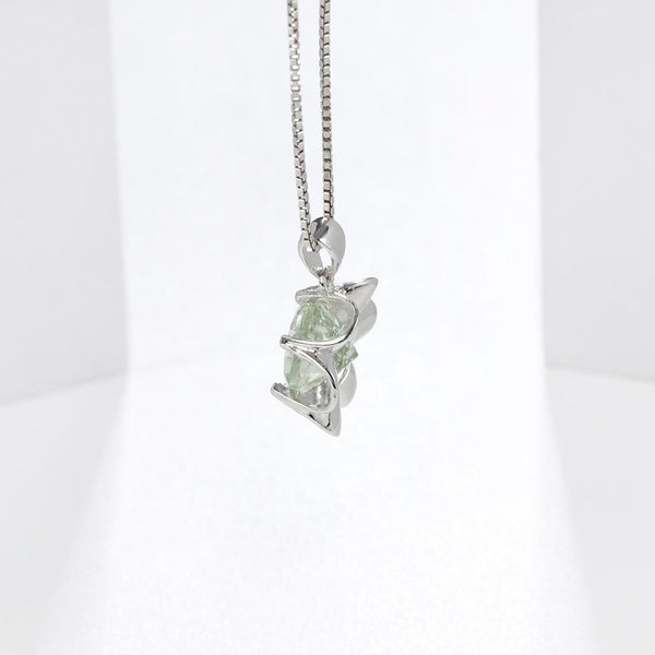 Vintage Design Sterling Silver Green Amethyst Pendant Necklace